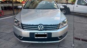 Volkswagen Passat 2.0 TSI Luxury MT (200cv)