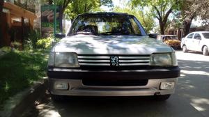 Vendo Peugeot 205 Xs 1.4 Nafta Full