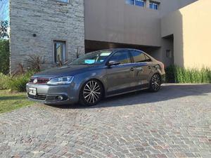 Volkswagen Vento 2.0T FSI 200CV DSG Sportline usado 