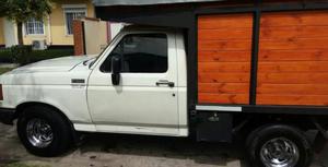 Ford F-100 Carrosada