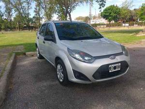 Ford Fiesta Max