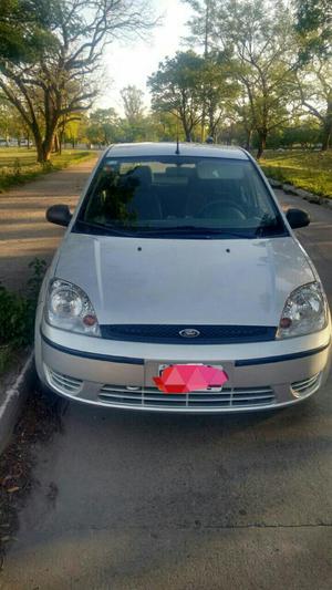 Ford Fiesta Max