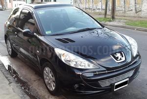 Peugeot 207 Compact 1.6 Feline 3P