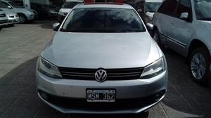 Vendo o permuto Volkswagen Vento 2.5 Luxury año 