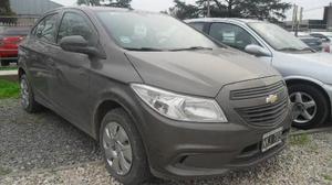 Chevrolet Onix LT usado   kms