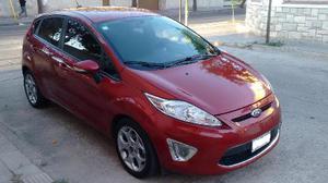 Ford Fiesta Kinetic Titanium 1.6L nafta 5P usado 