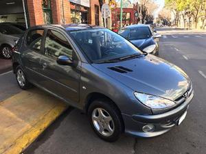 Peugeot 206 XT 1.6 5P usado  kms