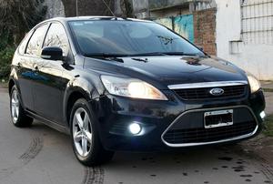 Ford Focus 5P 2.0L Trend