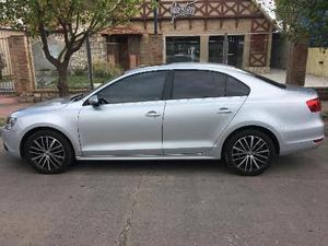 Volkswagen Vento 2.0 T Sportline usado  kms