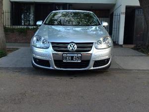 Volkswagen Vento 1.9 Luxury TDi DSG usado  kms