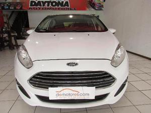 Ford Fiesta Kinetic Titanium 1.6L nafta 5P usado 