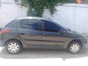 Peugeot 206 XR 1.4 5P usado  kms