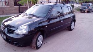 Vendo Clio Impecable. Mod  km.