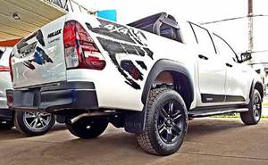 Toyota Hilux Limited 4x4 At 2,8