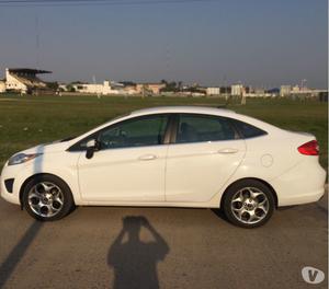 Vendo Ford fiesta modelo 