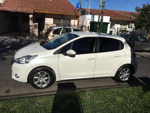 Peugeot 208 Allure 1.5 N 5P Touch Screen usado 