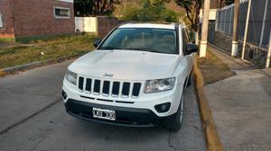 Jeep Compass Limited 2.4 Aut Año 