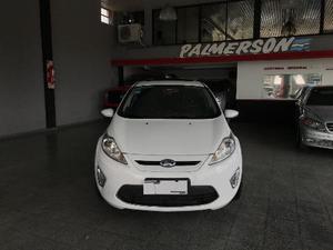 Ford Fiesta Kinetic Titanium 1.6L nafta 5P usado 