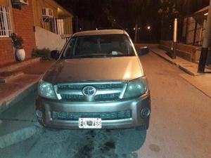 Toyota Hilux 2.5 4x4 DX DC usado   kms