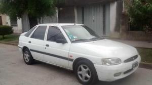 Ford Escort CLX usado   kms