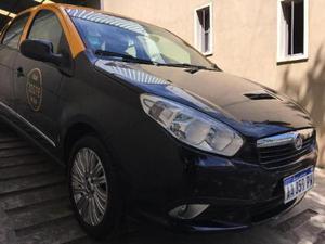 Fiat Grand Siena Essence MT usado  kms