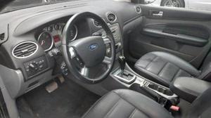 Ford Focus 2.0L Duratec Ghia AT usado  kms