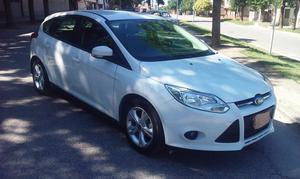 Ford Focus S 1.6 Nafta año  con  km Recibo Menor