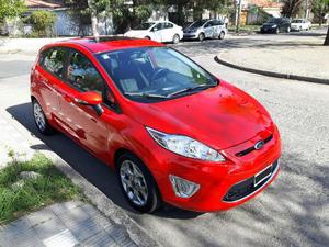 Ford Fiesta Kinetic Titanium 1.6L nafta 5P usado 