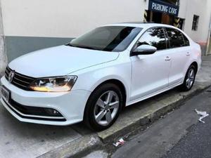 Volkswagen Vento 2.5 Luxury usado  kms