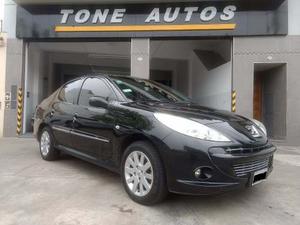 Peugeot 207 Compact  Xt 1.6 Feline 4 Puertas Toneautos