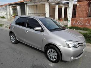 Toyota Etios Xs C/ 17 Mil Klm.