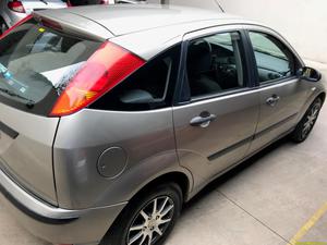 Ford Focus Ambiente 1.6 mp3 1.6l