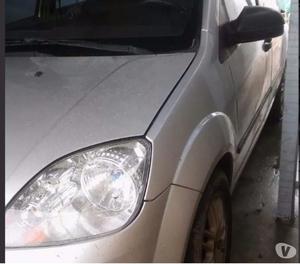 Ford fiesta 1.6 Ambiente