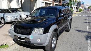 Mitsubishi L-200 Sport 2.5 HPE C/D usado  kms