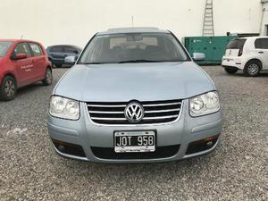 Volkswagen Bora 1.8 T Highline usado  kms