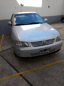 Volkswagen Polo Comfortline AQ usado  kms