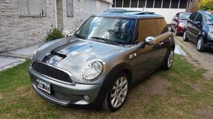 Mini Cooper S Peeper