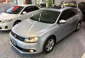 Volkswagen Vento 2.5 Luxury Tiptronic usado  kms