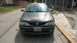 Renault Mégane Rxe 2.0 Nafta 4 P 