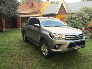 Toyota Hilux 4x4 Srv