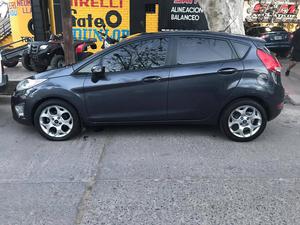 Ford fiesta titanium 