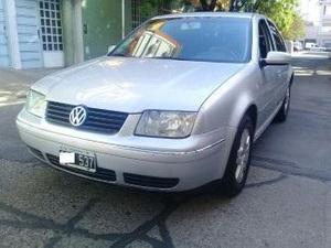 Volkswagen Bora 1.9 TDi Trendline usado  kms