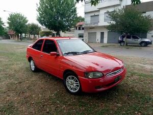 Ford Escort Si Coupe usado  kms