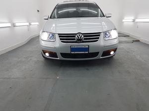 Volkswagen Bora 1.8 Highline T 180cv Cuero