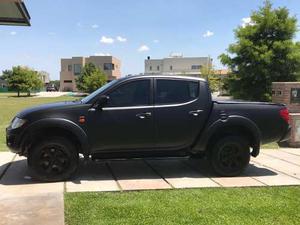 Mitsubishi L Cab Doble 4wd Cr 165cv At