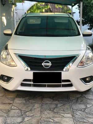 Nissan Versa 1.6 Exclusive ATcv) 4P (my14)