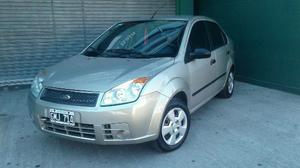 Ford Fiesta 1.6 Max Ambiente Mp3