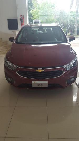 CHEVROLET ONIX CON ENTREGAS ASEGURADAS EN CUOTAS 3 0 5 POR