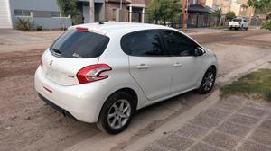 VENDO PEUGEOT  ALLURE TOUCHSCREEN