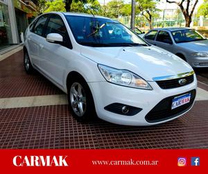 Ford Focus 1.6 Full  km Impecable